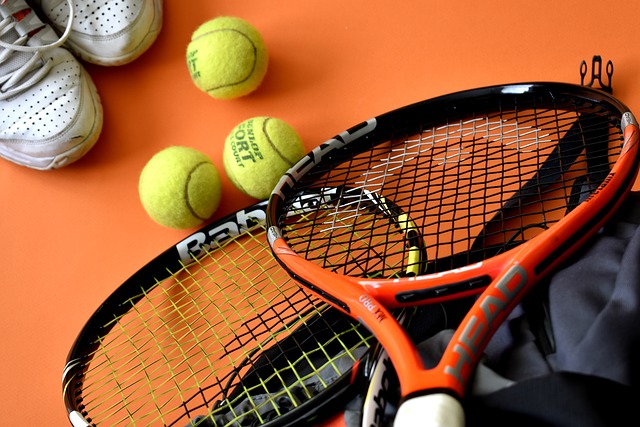 tennis-ball-bag-racket